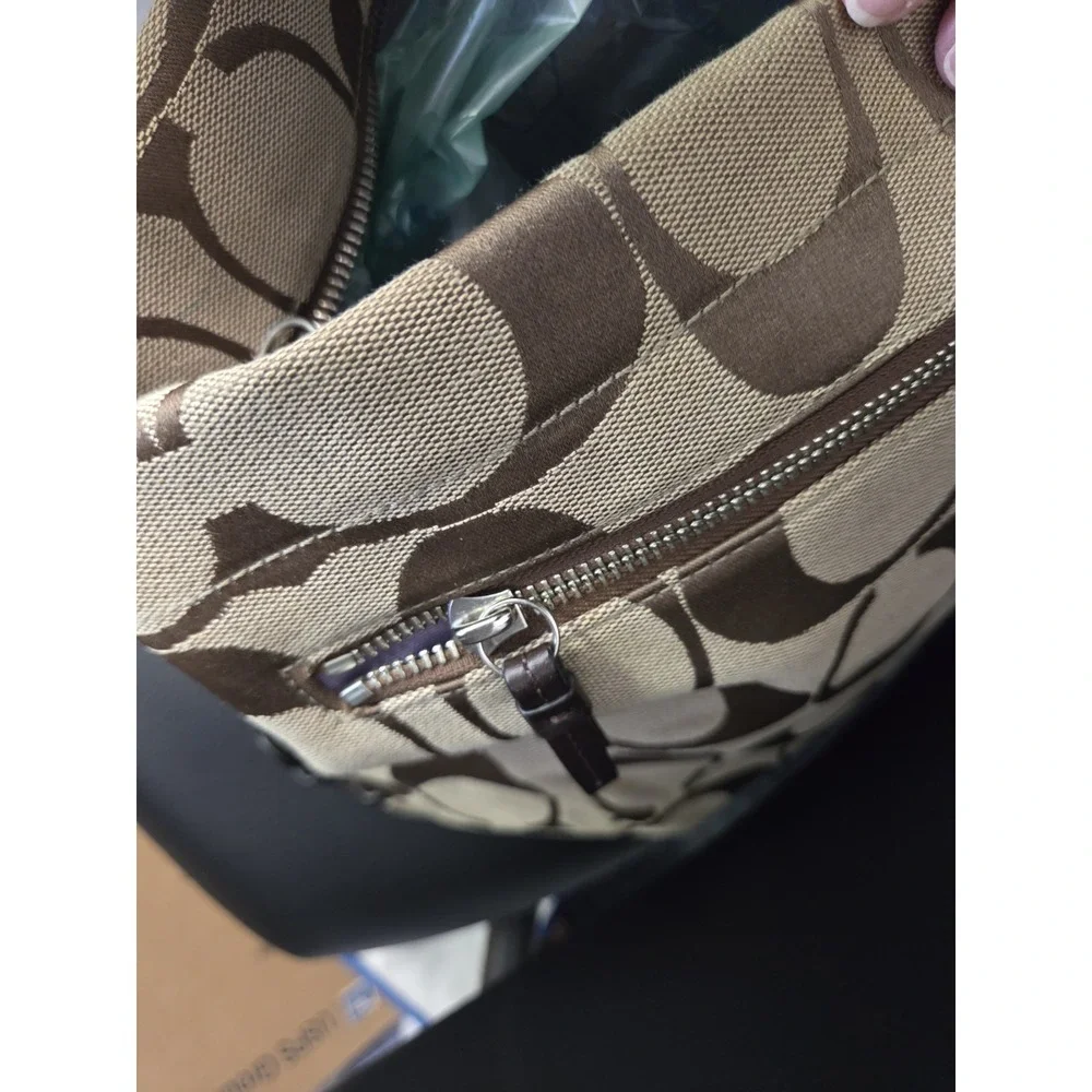 Coach Signature Canvas Hobo Shoulder Bag Crossbody Purse Logo Brown